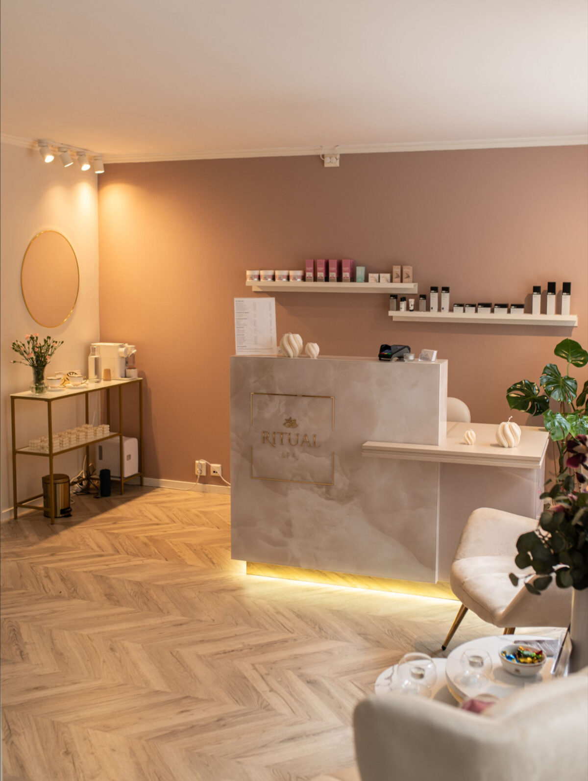Resepsjonen hos Ritual Spa i Tverrgaten 5, Bergen
